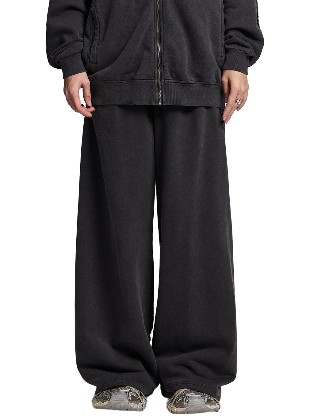 Motion Sweatpants